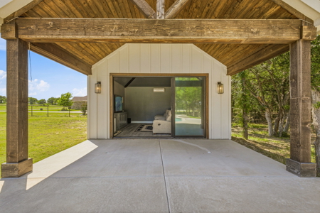 Custom-Built Country Retreat with Pool, Pool House, Theater Room - image 30