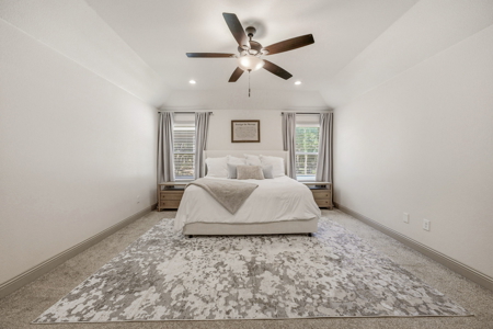 Custom-Built Country Retreat with Pool, Pool House, Theater Room - image 4