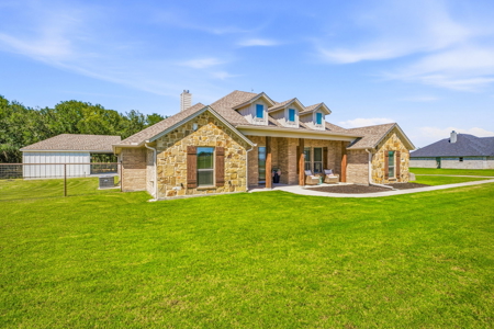 Custom-Built Country Retreat with Pool, Pool House, Theater Room - image 1