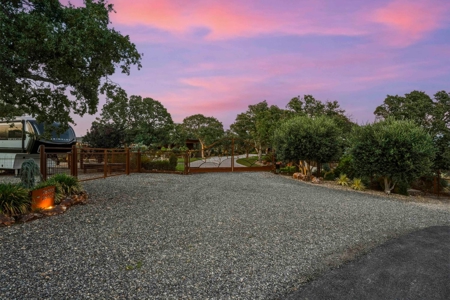 Winters, California Country Properties with 2 Homes for Sale - image 41