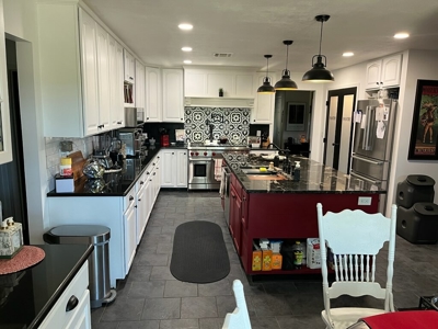 spacious home on 10.15 acres with meadows and a large garage - image 11