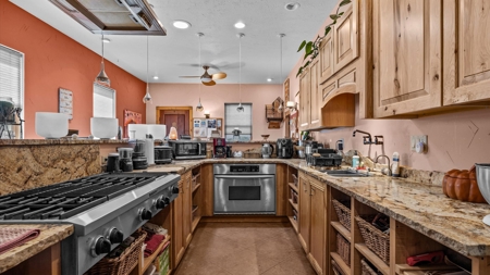 6 Homes and Horse facility Estate in Colorado - image 28