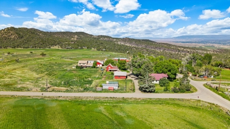 6 Homes and Horse facility Estate in Colorado - image 1