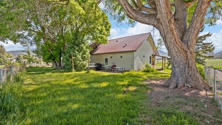 6 Homes and Horse facility Estate in Colorado - image 24