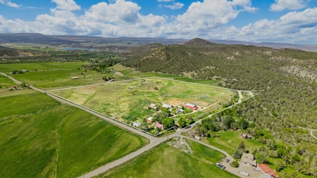 6 Homes and Horse facility Estate in Colorado - image 2