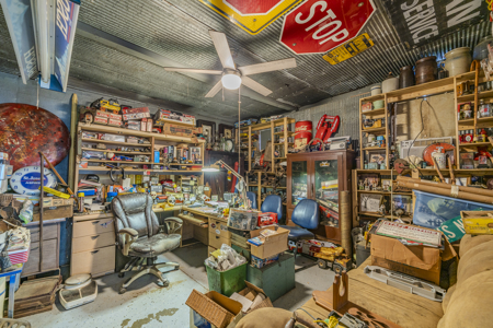 Versatile Building for Sale in Bradford, Tennessee - image 14