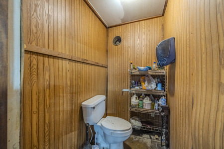 Versatile Building for Sale in Bradford, Tennessee - image 12