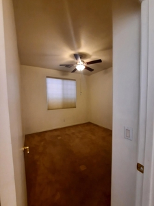 MOVE IN READY 3bed 2 bath well cared for home. - image 18