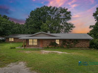 Cattle Ranch with Home/Barns/Ponds For Sale near Heber Springs AR - image 4