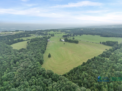 Cattle Ranch with Home/Barns/Ponds For Sale near Heber Springs AR - image 35