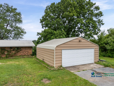 Cattle Ranch with Home/Barns/Ponds For Sale near Heber Springs AR - image 3