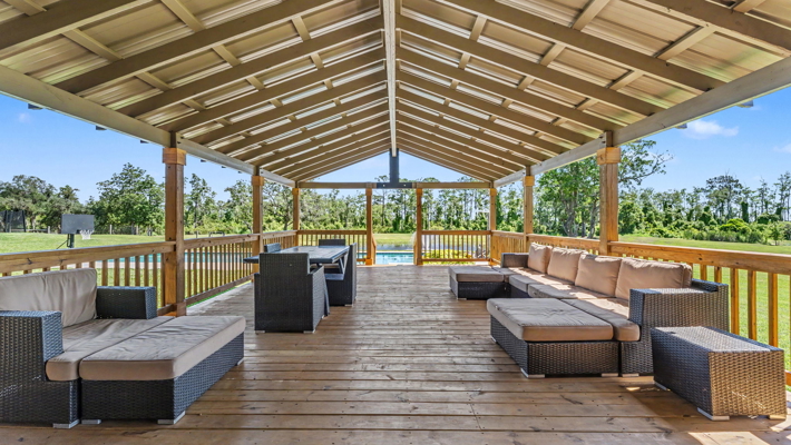 Acreage,Country Home,Ranch,Farm,Home Business,Sebring Raceway
