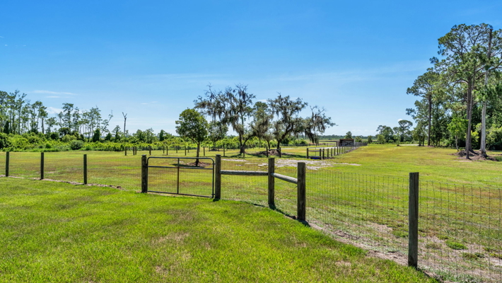 Acreage,Country Home,Ranch,Farm,Home Business,Sebring Raceway