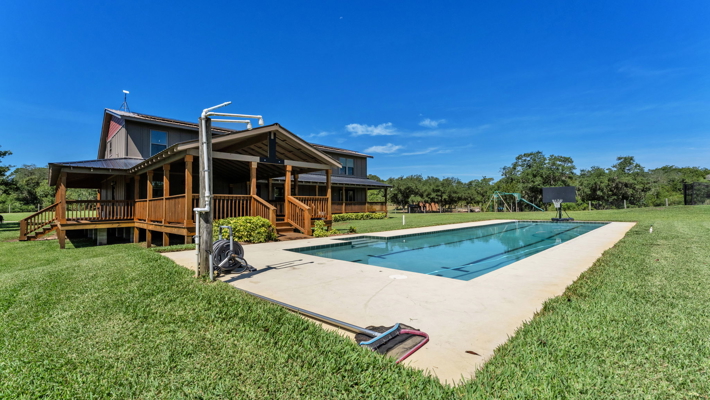 Acreage,Country Home,Ranch,Farm,Home Business,Sebring Raceway