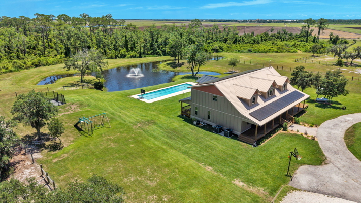 Acreage,Country Home,Ranch,Farm,Home Business,Sebring Raceway