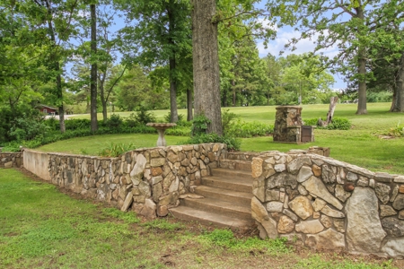 Income Producing Resort- 2 Homes and 5 Cabins Near Bull Shoal - image 39