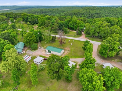 Income Producing Resort- 2 Homes and 5 Cabins Near Bull Shoal - image 46