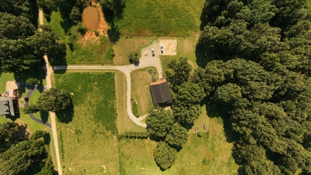Private Country Home on 2 Acres | Thayer, MO - image 39