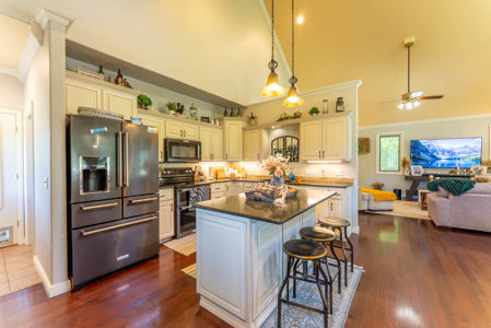 Private Country Home on 2 Acres | Thayer, MO - image 12