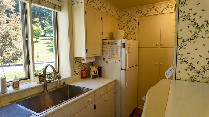 Custom Colonial Home for Sale in Galax VA