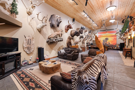 Established Kansas Outfitting Business with Lodge For Sale - image 12