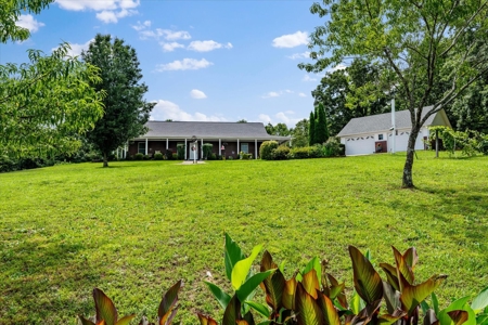 Country Home for Sale in Lewis County, Tennessee - image 2