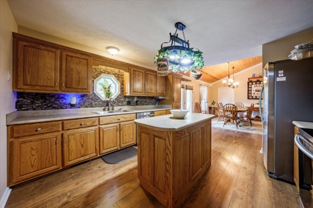 Country Home for Sale in Lewis County, Tennessee - image 9