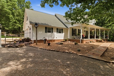 Country Home and Estate in West Plains, Howell County, Missouri - image 5