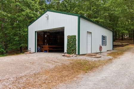 Country Home and Estate in West Plains, Howell County, Missouri - image 34