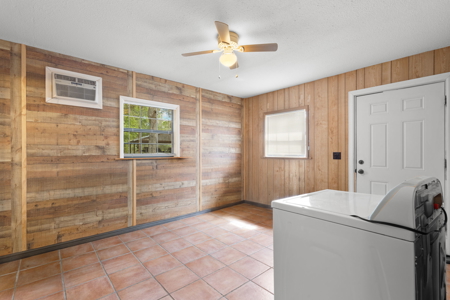 Gilchrist County Home on 10 Acres with Guesthouse and Pond - image 34