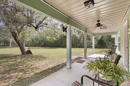 Gilchrist County Home on 10 Acres with Guesthouse and Pond - image 1