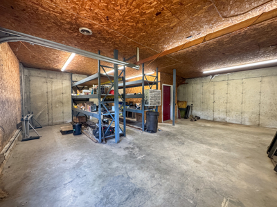 Large Commercial Space - Lincoln, Maine - image 20