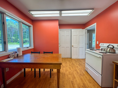 Large Commercial Space - Lincoln, Maine - image 28