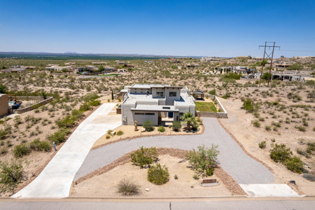 Luxury Home With Mountain Views In Las Cruces, NM - image 23