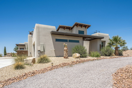 Luxury Home With Mountain Views In Las Cruces, NM - image 50