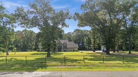 The Perfect Country Homestead in Quitman, Texas - Wood County - image 50
