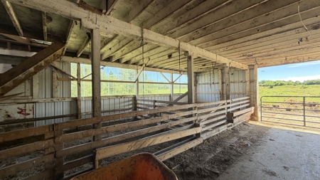 62± Acres, 22 Stalls & Stunning Country Home - image 31