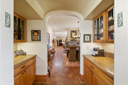 Luxury Mountain Retreat with Premier Equestrian Facilities - image 12