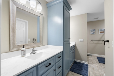 Updated Columbia Home with Pool & Main-Level Primary - image 20