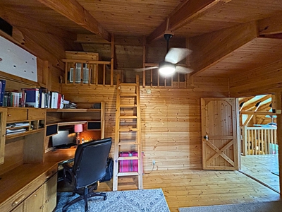 Timber Frame Home on 149+/- Ac. - Cottage - Cabin - Liberty, KY. - image 22