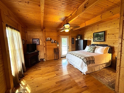 Timber Frame Home on 149+/- Ac. - Cottage - Cabin - Liberty, KY. - image 9