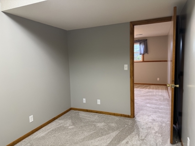 For Sale 3 Bed, 3 bath Home With Large Backyard Move-in Ready! - image 20