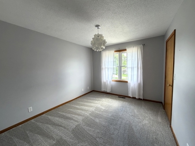 For Sale 3 Bed, 3 bath Home With Large Backyard Move-in Ready! - image 12