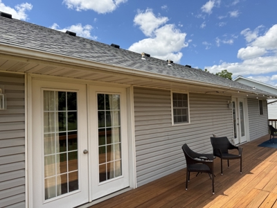 For Sale 3 Bed, 3 bath Home With Large Backyard Move-in Ready! - image 26