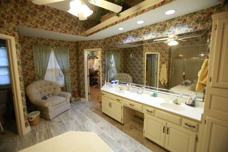 Luxury Country Home and Equine Property For Sale Cleveland MO - image 27