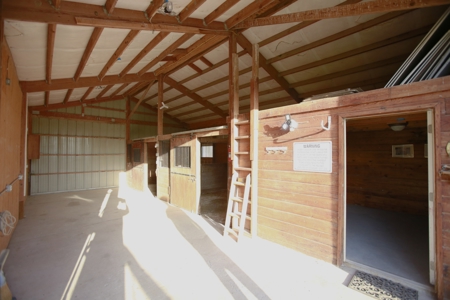 Luxury Country Home and Equine Property For Sale Cleveland MO - image 43