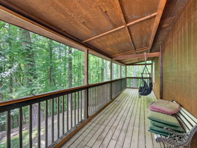 Spacious Home with Guest House on 10 Acres With a Pond - image 40