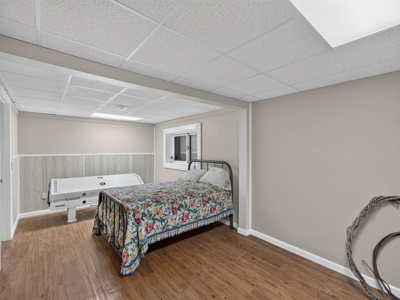 Spacious Home with Guest House on 10 Acres With a Pond - image 33