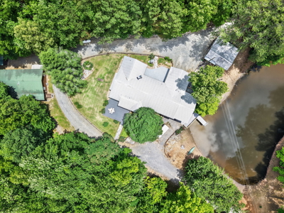 Spacious Home with Guest House on 10 Acres With a Pond - image 50