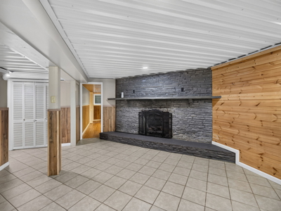 Spacious Home with Guest House on 10 Acres With a Pond - image 34